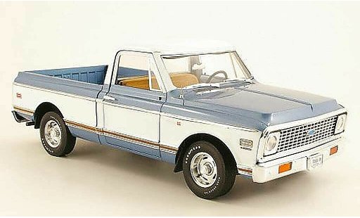 Chevrolet C-10 Pickup 1/18 Highway 61 Fleetside Pick Up blu/bianco 1972 modellini auto