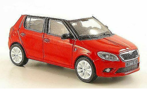 Skoda Fabia II 1/43 Abrex rosso con biancoem tetto e Felgen 2010 modellini auto