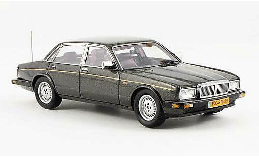 Daimler XJ40 Berline 1/43 Neo Sovereign grigio 1990 modellini auto