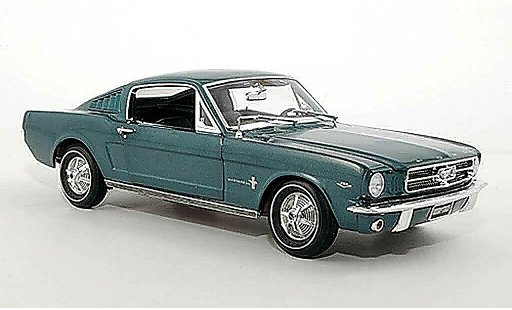 Ford Mustang Fastback 1/18 Ertl 2+2 blu modellini auto