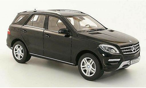 Mercedes Classe M Base 1/18 Minichamps (W166) ML nero 2011 modellini auto