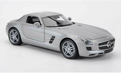 Mercedes SLS Coupe 1/18 Minichamps coupe AMG grigio 2010 modellini auto