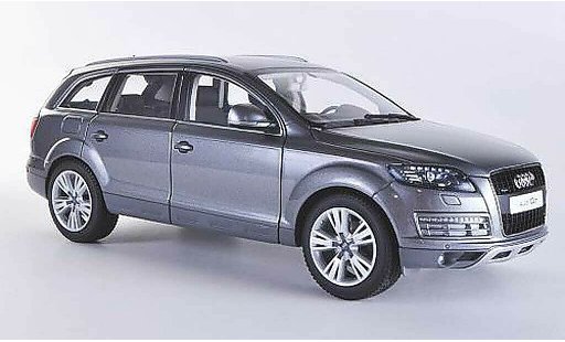 Audi Q7 suv 1/18 Kyosho grigio 2009 modellini auto