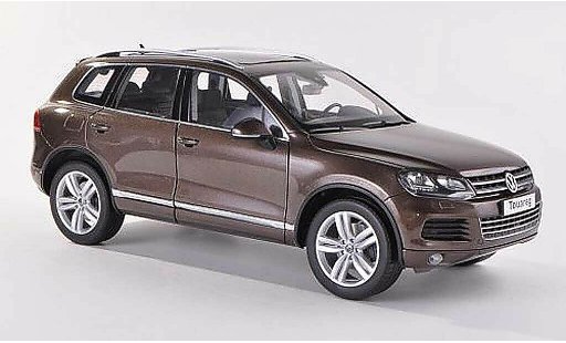Volkswagen Touareg Base 1/18 Kyosho II marrone 2010 modellini auto