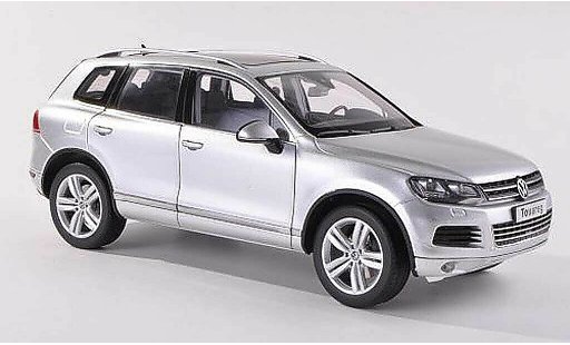 Volkswagen Touareg Base 1/43 Kyosho V6 TSI d 2010 modellini auto