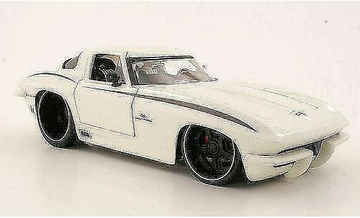 Chevrolet Corvette Stingray 1/18 Jada Toys C2 Stingrigio bianco 1963 modellini auto