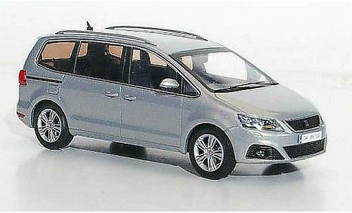 Seat Alhambra Base 1/43 Hachette grigio 2010 modellini auto