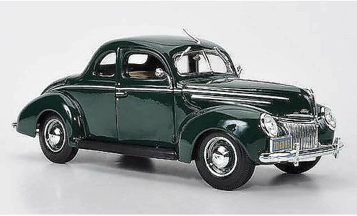 Ford Deluxe Coupe 1/18 Maisto Tudor verde 1939 modellini auto