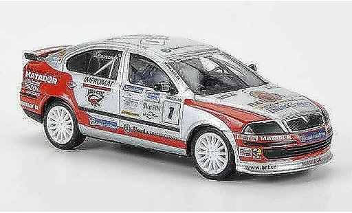 Skoda Octavia Cup 1/43 Abrex No.1 J.Paasonen 2005 modellini auto