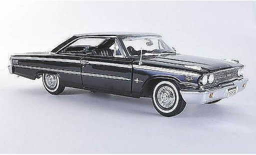 Ford Galaxy 500 XL 1/18 Sun Star nero 1963 modellini auto