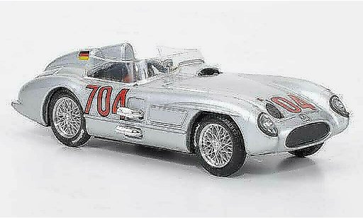 Mercedes 300 Base 1/43 Brumm No.704 Hans Herrmann 1955 modellini auto