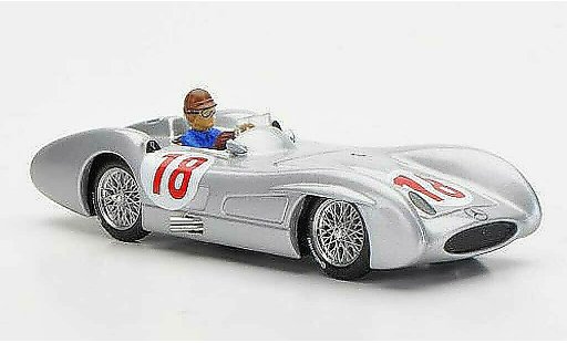 Mercedes W 196 Base 1/43 Brumm C No.18 J.M.Fangio GP Italien 1955 modellini auto