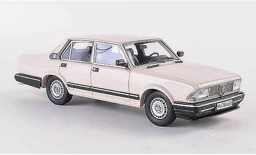 Alfa Romeo Alfa 6 2.5i 1/43 Neo 2500i beige 1985 modellini auto