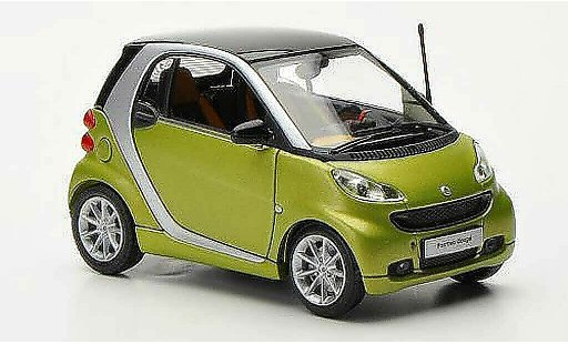 Smart ForTwo Coupe 1/43 Minichamps verde opaco/grigio 2010 modellini auto