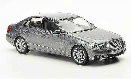 Mercedes Classe E Base 1/43 Schuco (W212) grigio Avantgarde 2009 modellini auto