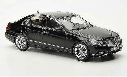Mercedes Classe E Base 1/43 Schuco (W212) nero Avantgarde 2009 modellini auto
