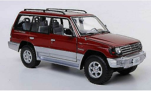 Mitsubishi Pajero Base 1/18 Sun Star 24V V6 3500 rosso/grigio 1998 modellini auto