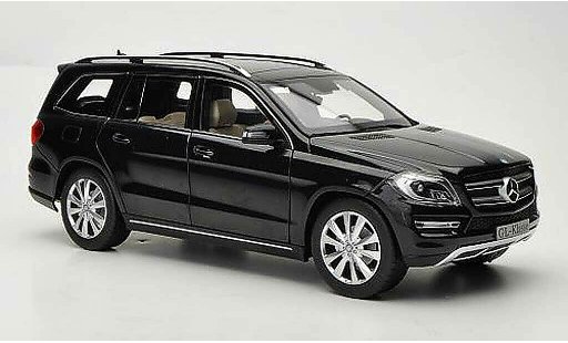 Mercedes Classe GLK Base 1/18 Norev nero 2012 modellini auto