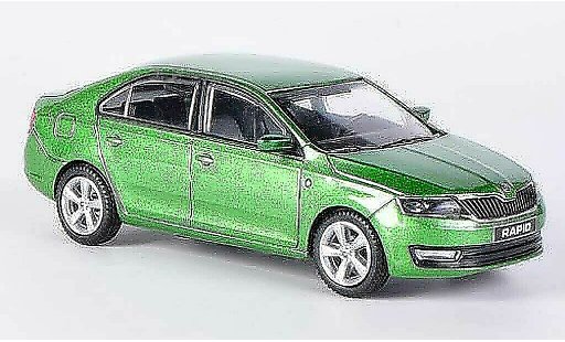 Skoda Rapid Base 1/43 Abrex verde 2012 modellini auto