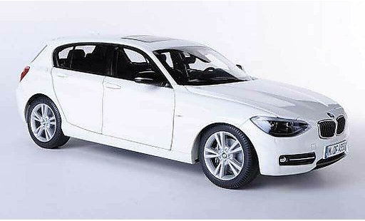Bmw 116 F20 1/18 Paragon d bianco Funfturer 2011 modellini auto