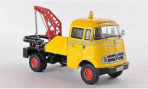 Mercedes L319 Abschleppwagen 1/43 Premium ClassiXXs L 319 giallo modellini auto