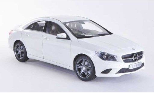 Mercedes CLA Base 1/18 Norev (C117) bianco 2013 modellini auto