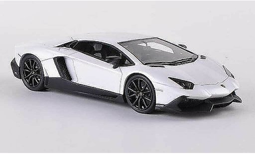 Lamborghini Aventador LP720-4 1/43 Look Smart met.opacobianco 50. anniversario modellini auto