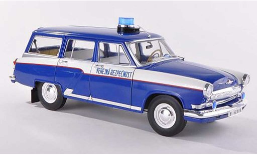 Wolga M22 Base 1/18 IST Models police Prag 1971 modellini auto
