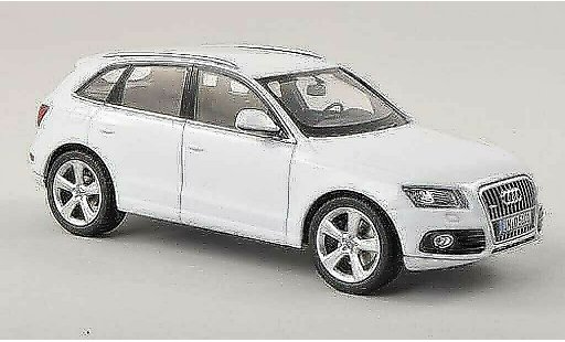 Audi Q5 suv 1/43 Schuco bianco 2013 modellini auto