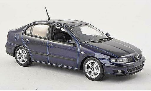 Seat Toledo Base 1/43 Minichamps nero-blu modellini auto