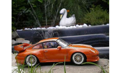 Porsche 911 GT2 1/18 Ut Models street version orange modellini auto