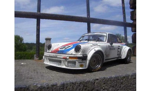 Porsche 934 Base 1/18 Exoto rsr #61 brumos finish line modellini auto
