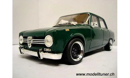 Alfa Romeo Giulia 1300 super 1/18 Minichamps 1971 modellini auto