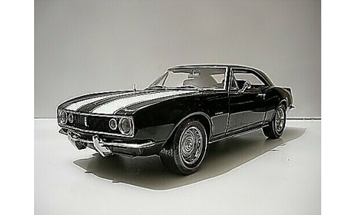 Chevrolet Camaro Z28 1/18 American Muscle nero bandes biancos 1967 modellini auto