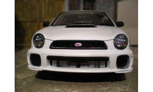 Subaru Impreza STI 1/18 Autoart jdm bianco modellini auto