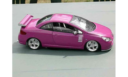 Peugeot 307 CC 1/18 Solido fushia fun modellini auto