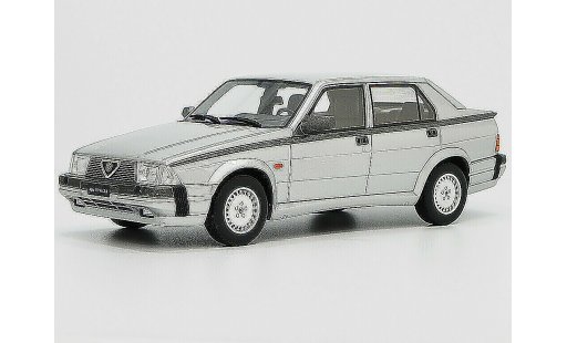 Alfa Romeo 75 3.0 v6 1/18 Laudoracing Models LM087C grigio modellini auto