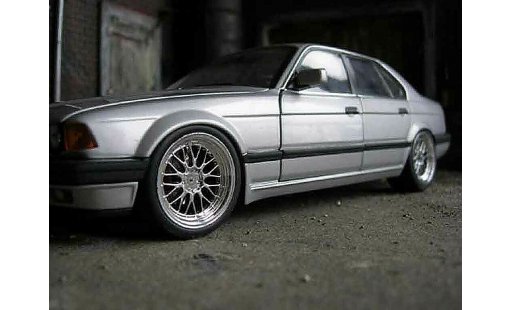 Bmw 730 E32 1/18 Minichamps i grigio 1986 jantes bbs 18 pouces modellini auto