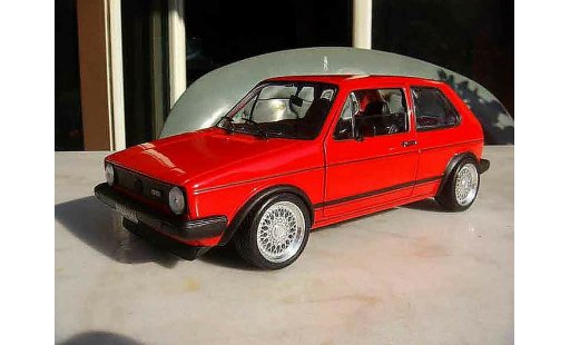 Volkswagen Golf GTI 1/18 Solido rouge jantes bbs modellini auto