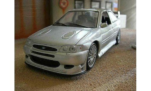 Ford Escort WRC 1/18 Ut Models rs modellini auto