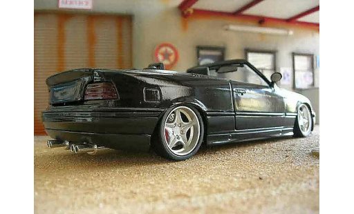 Bmw 325 Cabriolet 1/18 Maisto E36 nero swap z3m jantes z3m spoiler z3m modellini auto