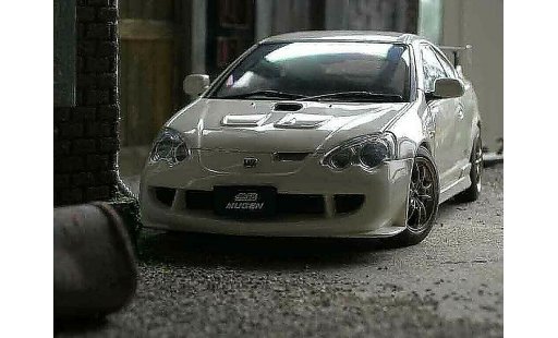 Honda Integra Type R 1/18 Autoart DC5 tipoe mugen modellini auto