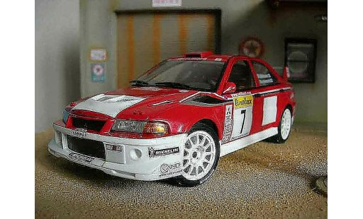 Mitsubishi Lancer Evolution VI 1/18 Autoart WRC 2001 Makinen Monte Carlo rosso modellini auto