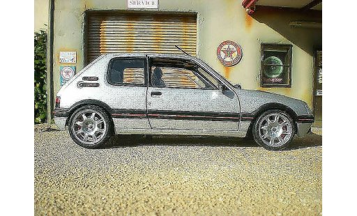 Peugeot 205 GTI 1/18 Solido TCT grigio futura jantes PTS modellini auto