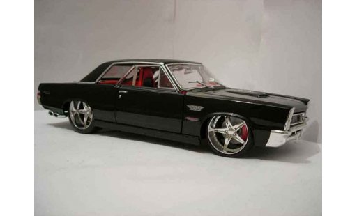 Pontiac GTO 1965 1/18 Jada Toys  modellini auto