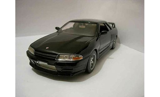 Nissan Skyline R32 1/18 Jada Toys initial d nero modellini auto
