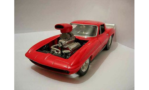 Chevrolet Corvette Coupe 1/18 Hot Wheels C2 rosso 1965 modellini auto