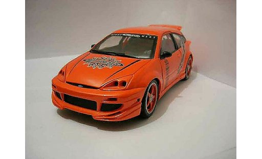 Ford Focus RS 1/18 Hot Wheels wings west modellini auto