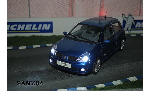 Renault Clio 2 RS 1/18 Ottomobile Ragnotti LED modellini auto