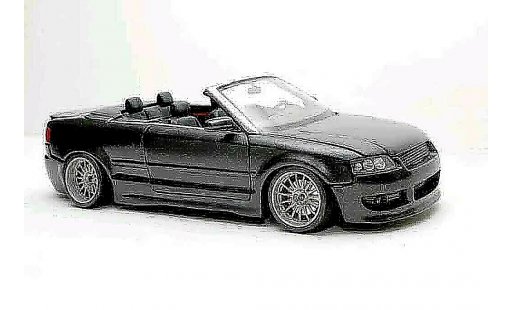 Audi A4 cabriolet 1/18 Welly v6 3l german look nero modellini auto